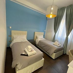 Habitación con 2 Camas Individuales